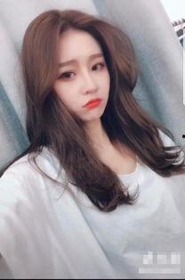 抖音变装网红复古女,变装网红引领时尚新潮流