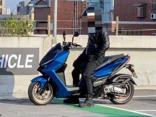 2024踏板最新爆料,颠覆传统，未来出行新趋势揭秘